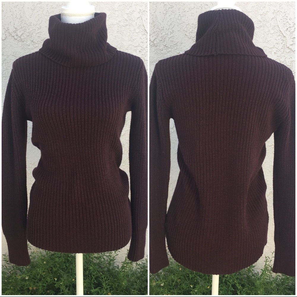 Abercrombie and Fitch Thick Knit Sweater